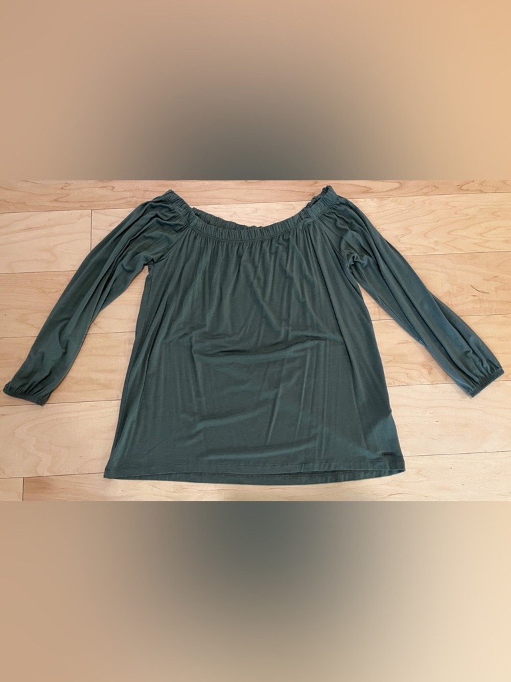 Hollister Olive Green Off-Shoulder Long Sleeve Top